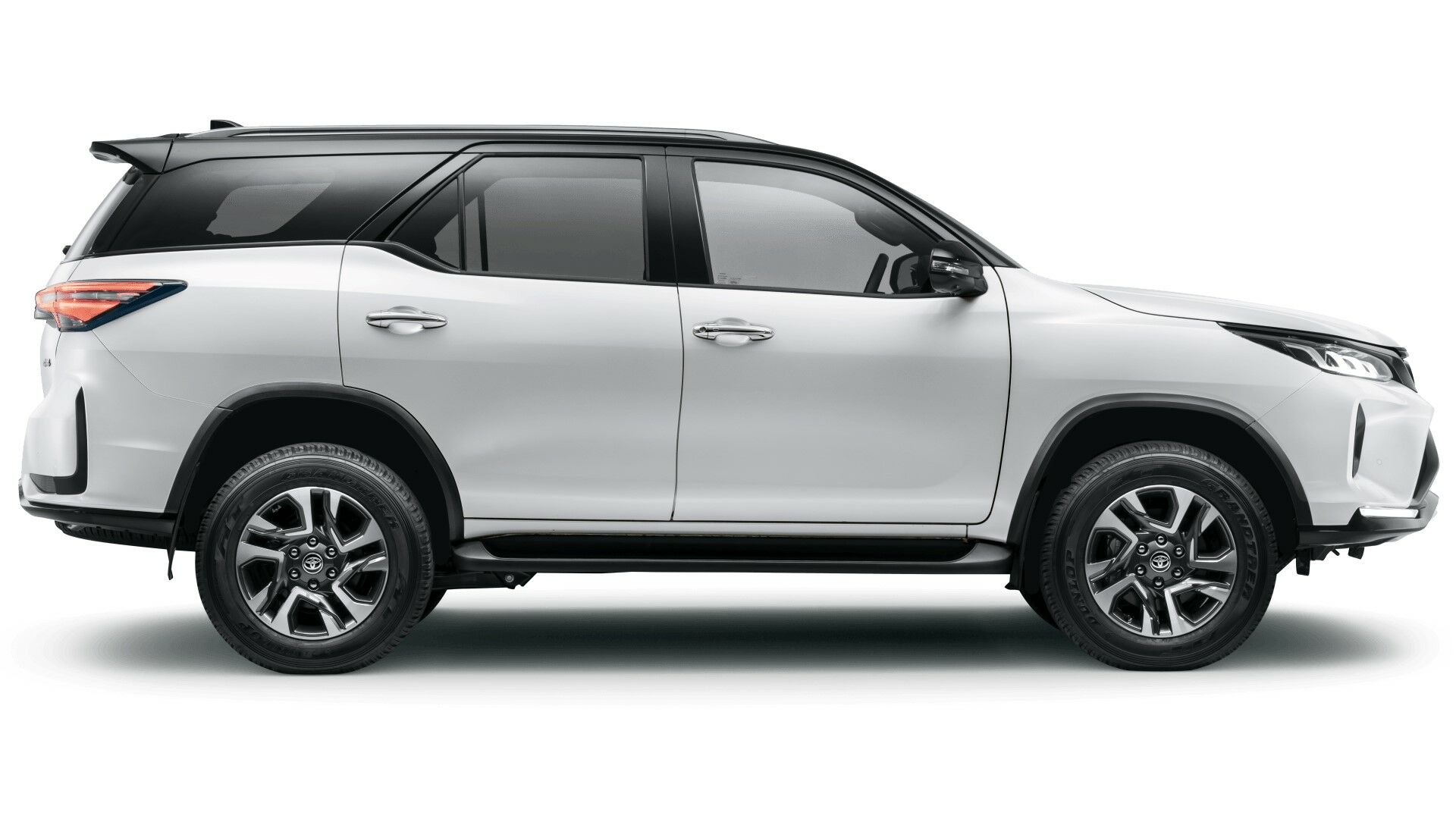 Fortuner Exterior Side View