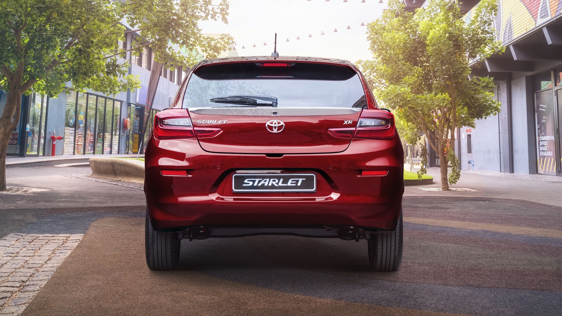 Starlet Exterior