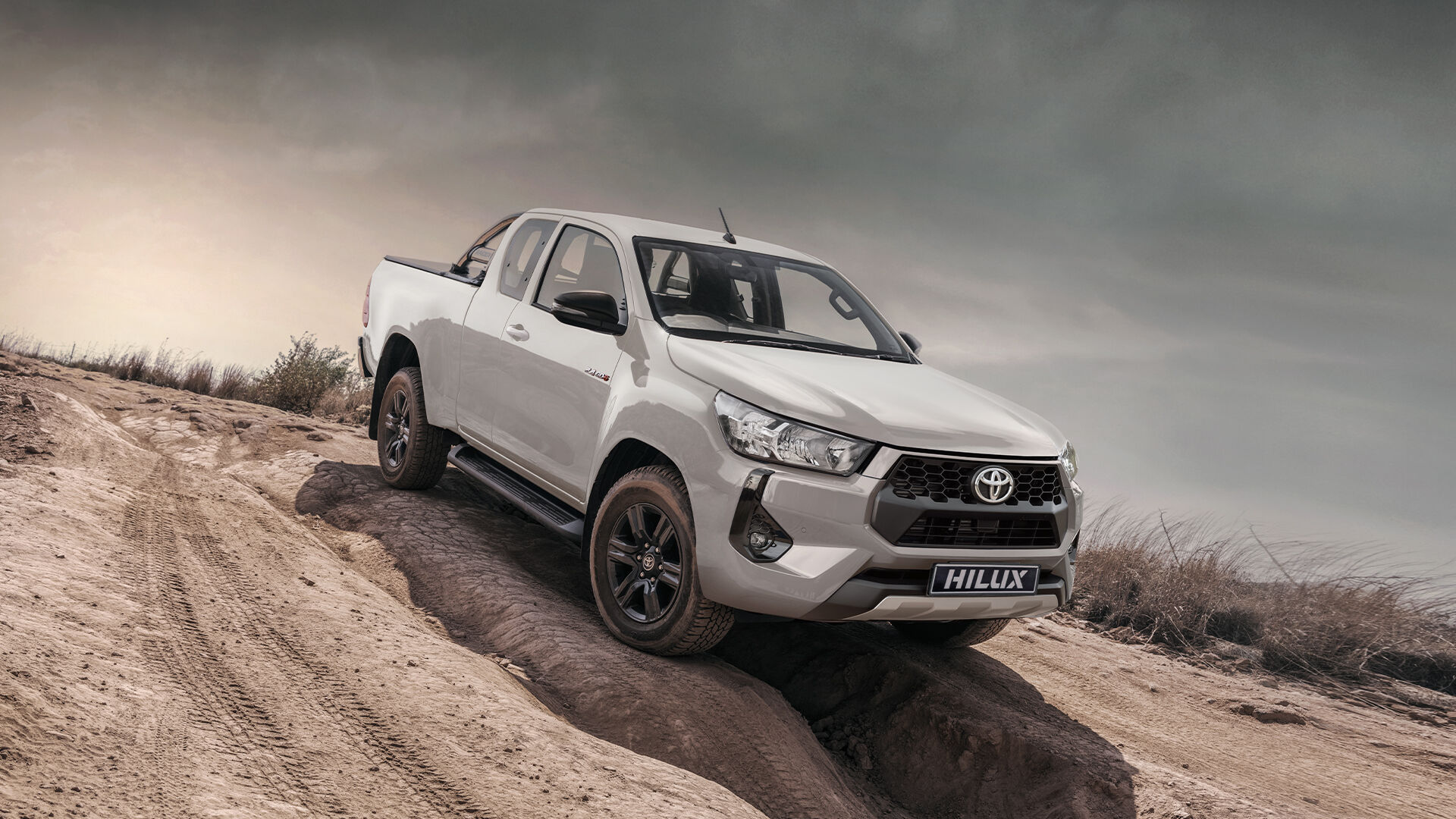 HILUX Xtra Cab MLM